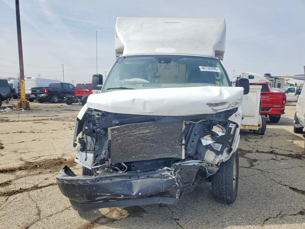 CHEVROLET EXPRESS G3500 2022 — 6