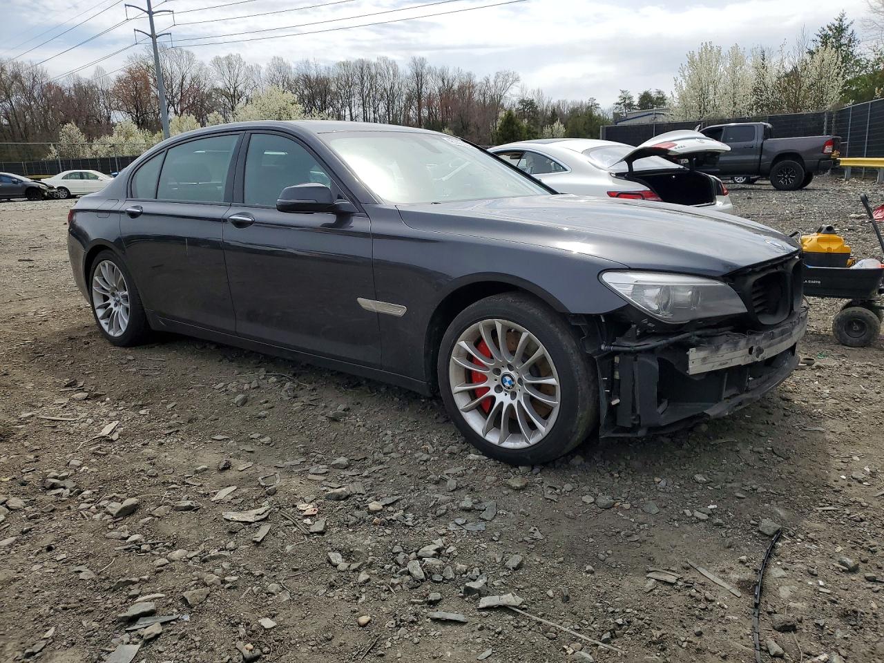 BMW 750 2013 — 5