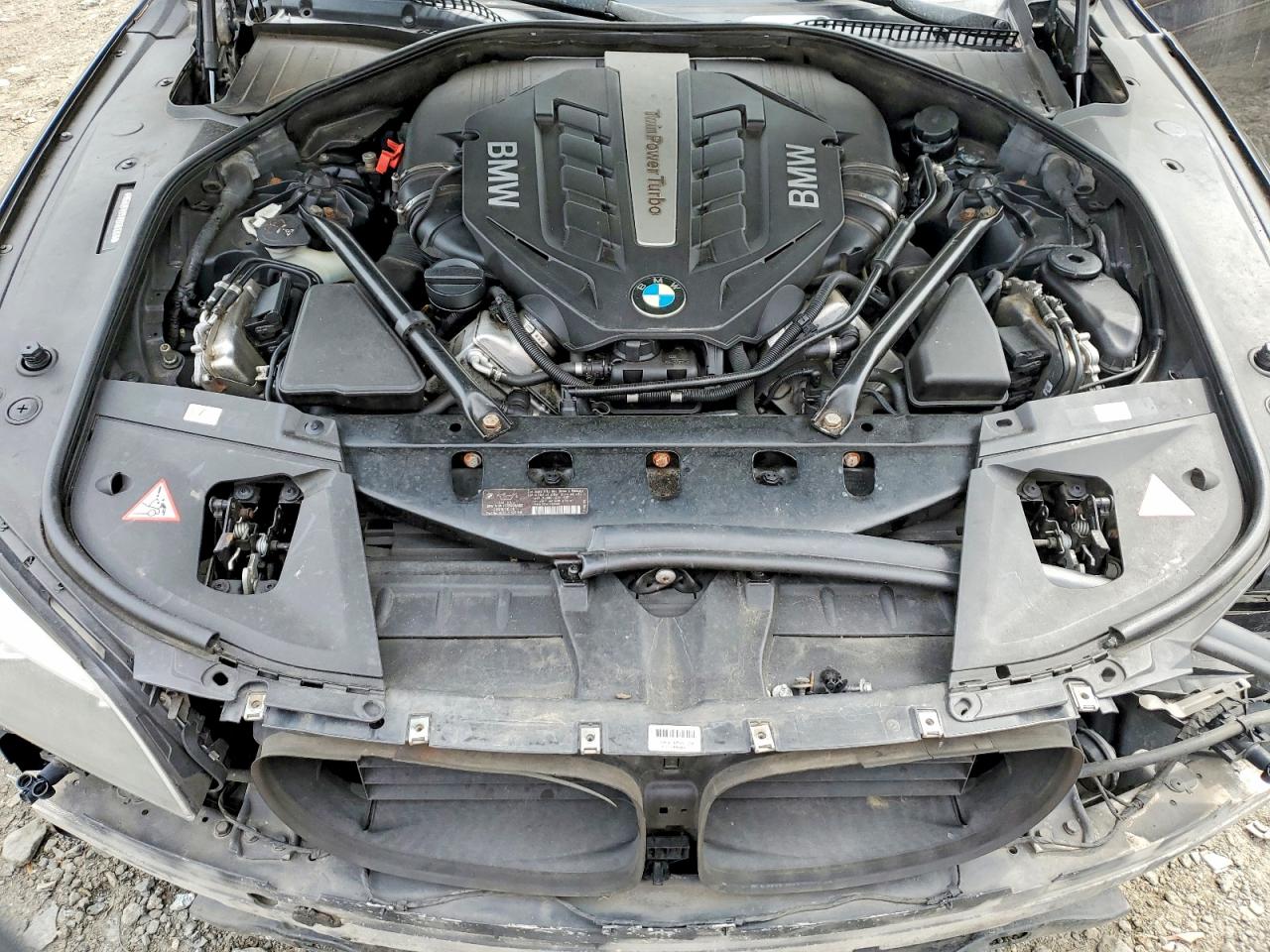 BMW 750 2013 — 12
