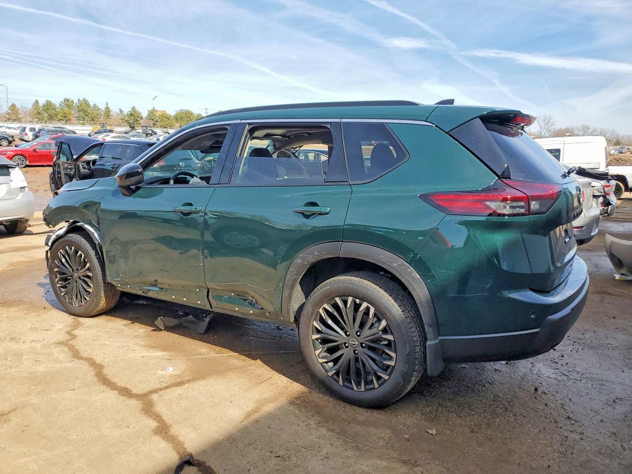 NISSAN ROGUE 2026 — 3