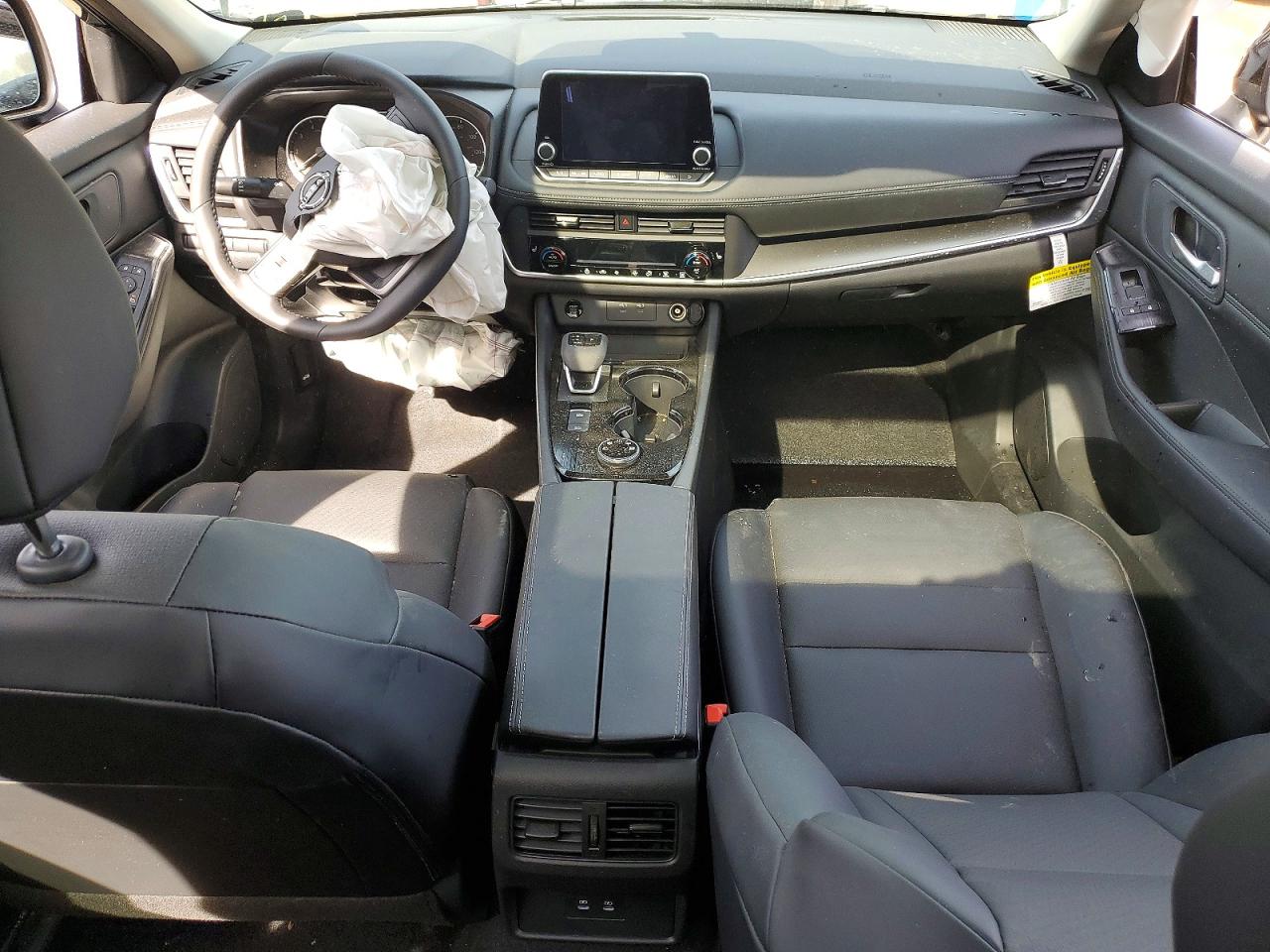 NISSAN ROGUE 2026 — 9