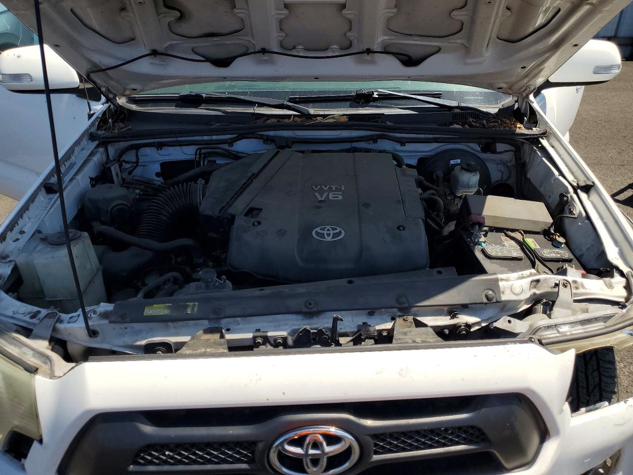 TOYOTA TACOMA 2014 — 12