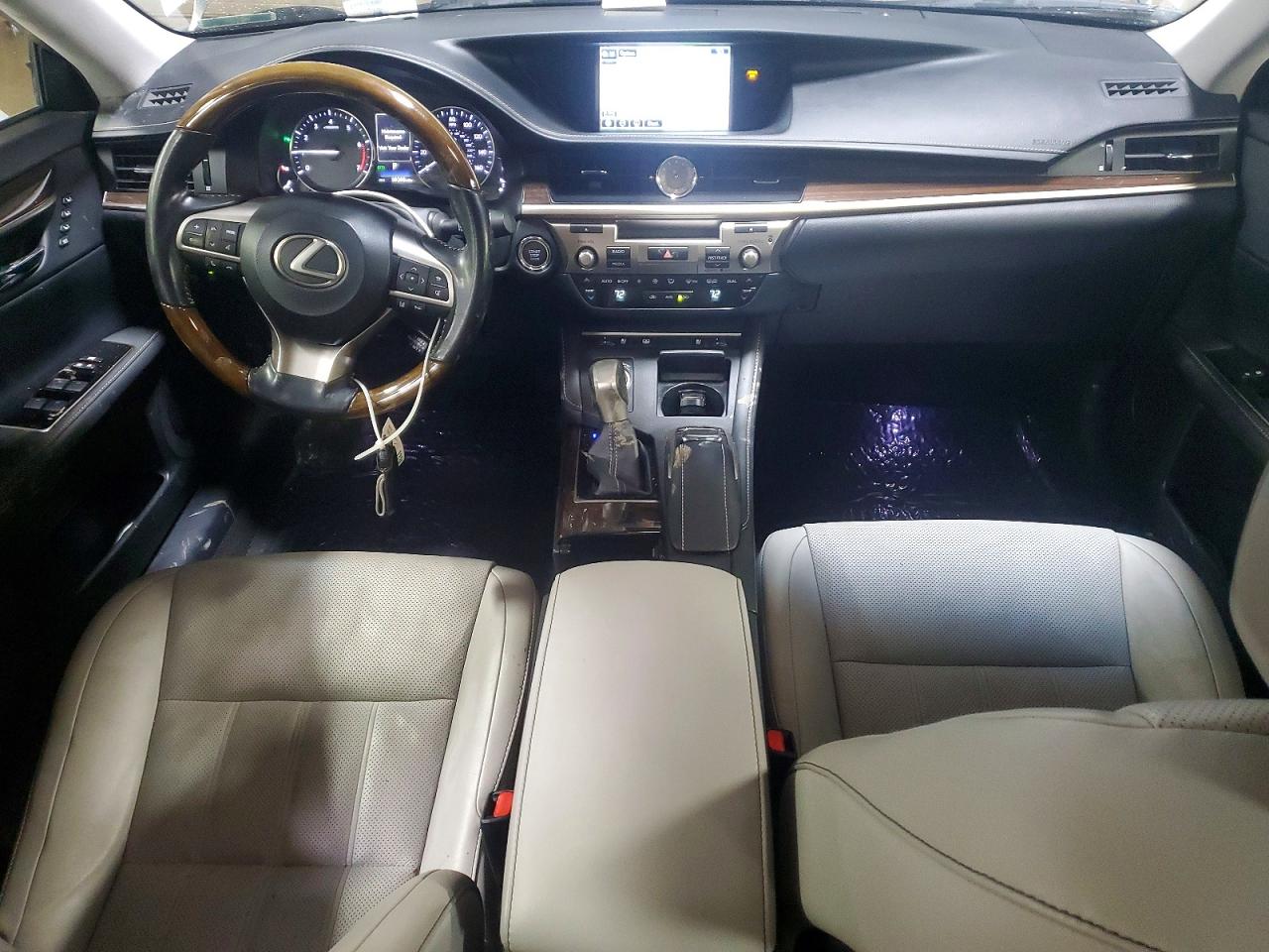 LEXUS ES 350 2016 — 9