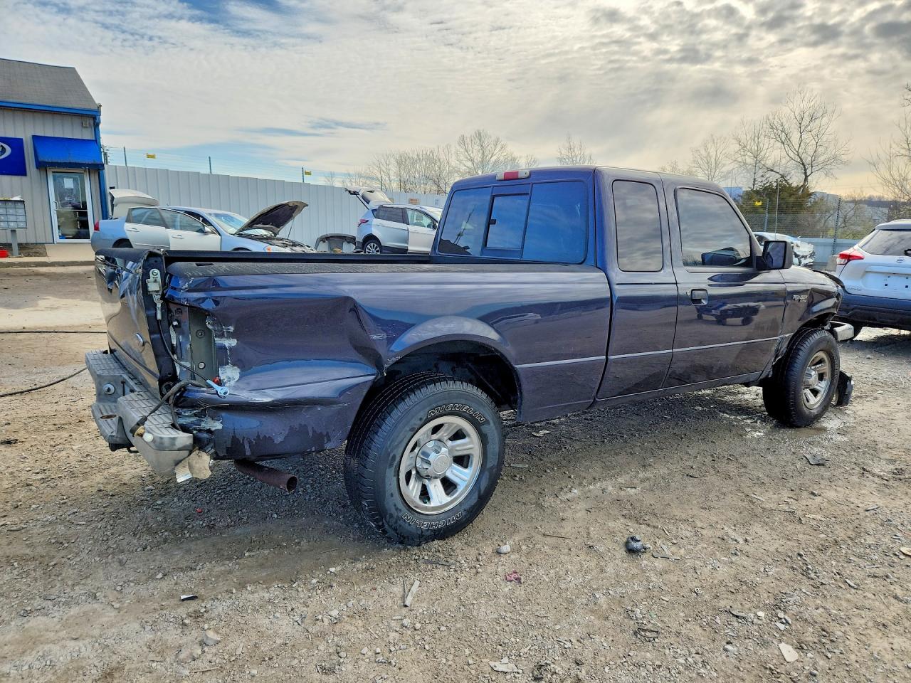 FORD RANGER 2001 — 4