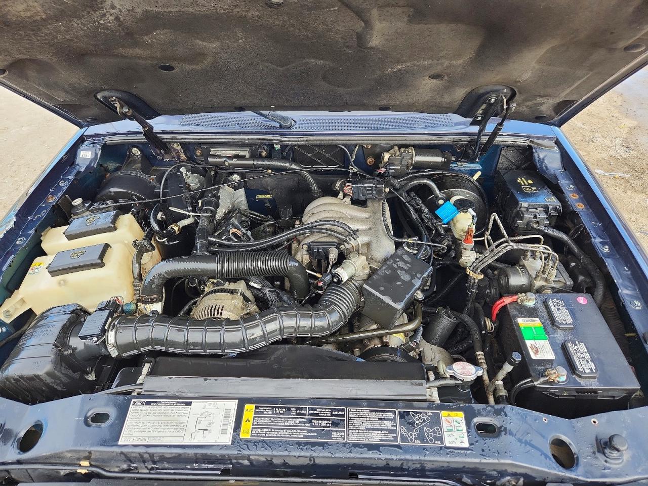 FORD RANGER 2001 — 12