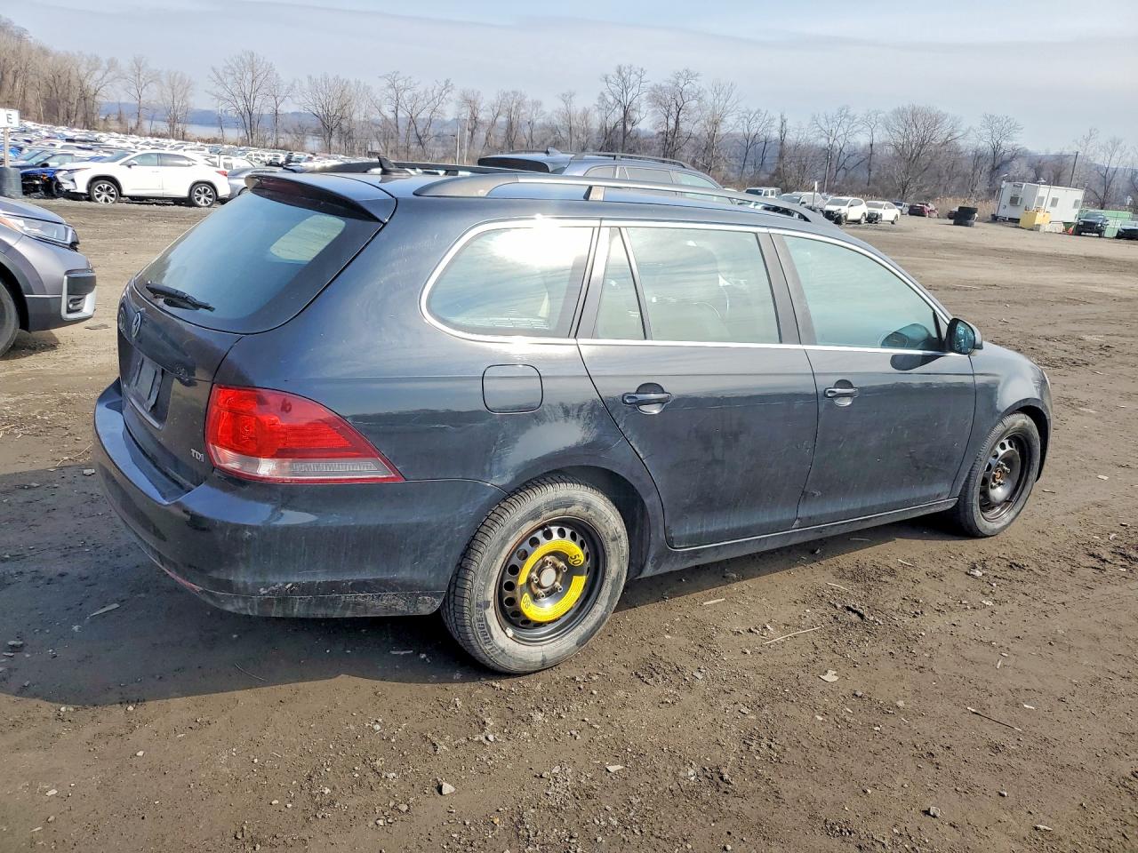 VOLKSWAGEN JETTA 2014 — 4
