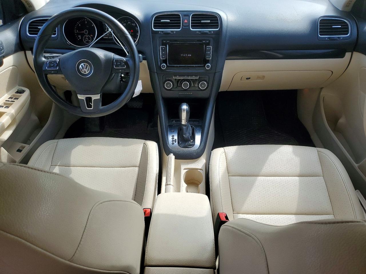 VOLKSWAGEN JETTA 2014 — 9