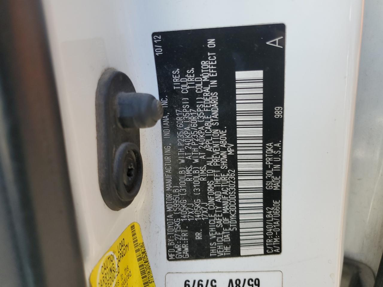 TOYOTA SIENNA 2013 — 16