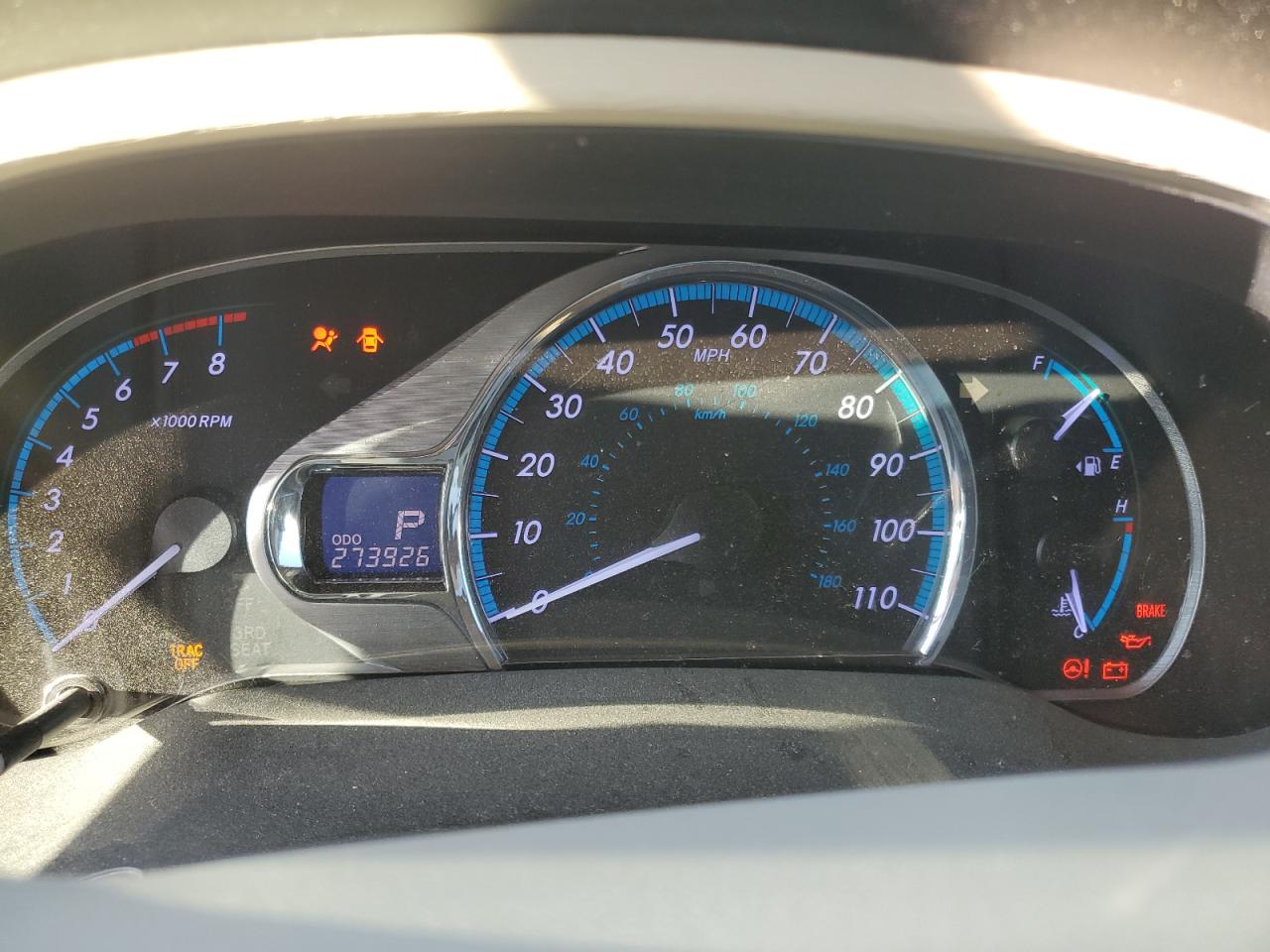 TOYOTA SIENNA 2013 — 10