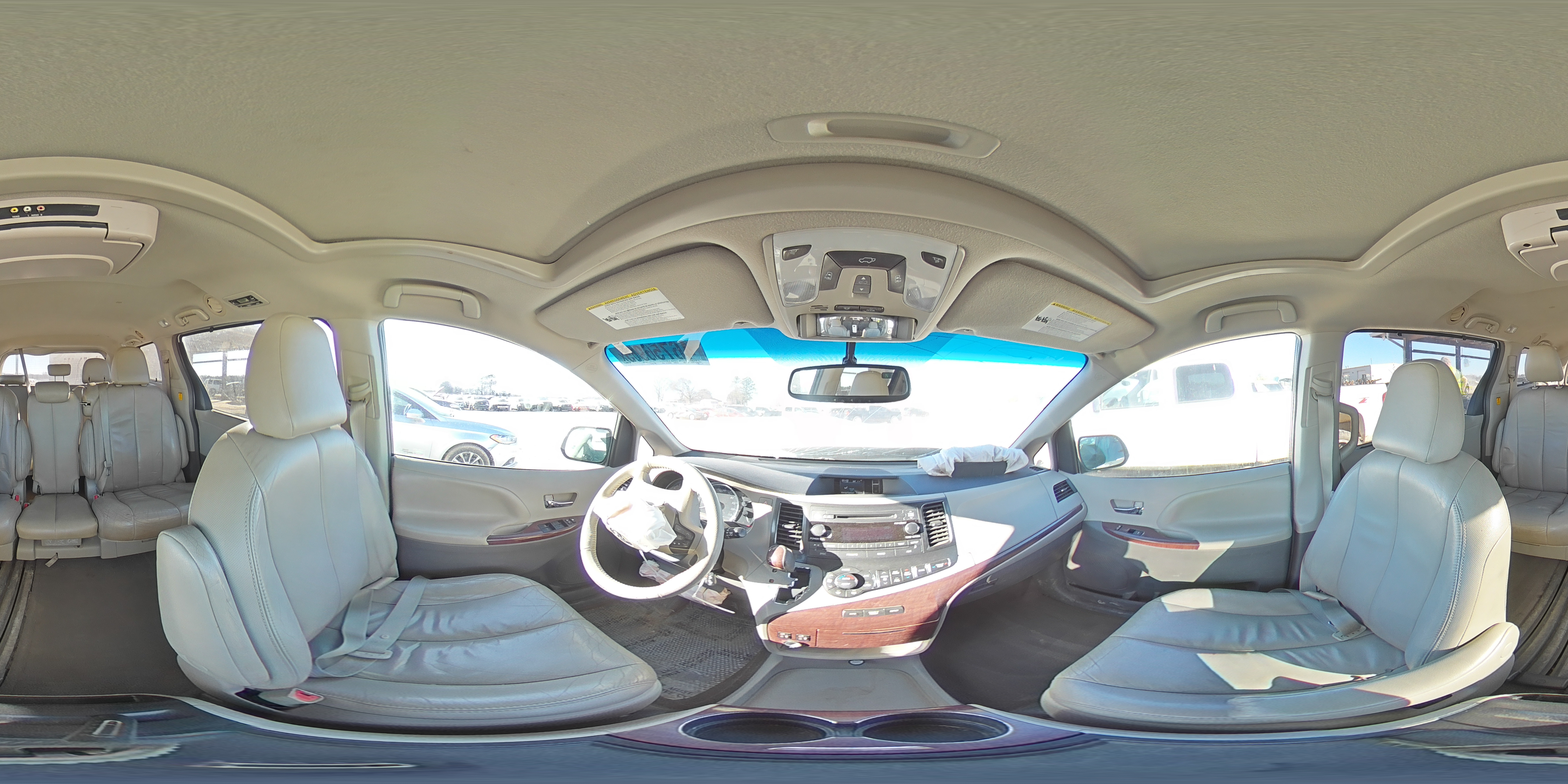 TOYOTA SIENNA 2013 — 14
