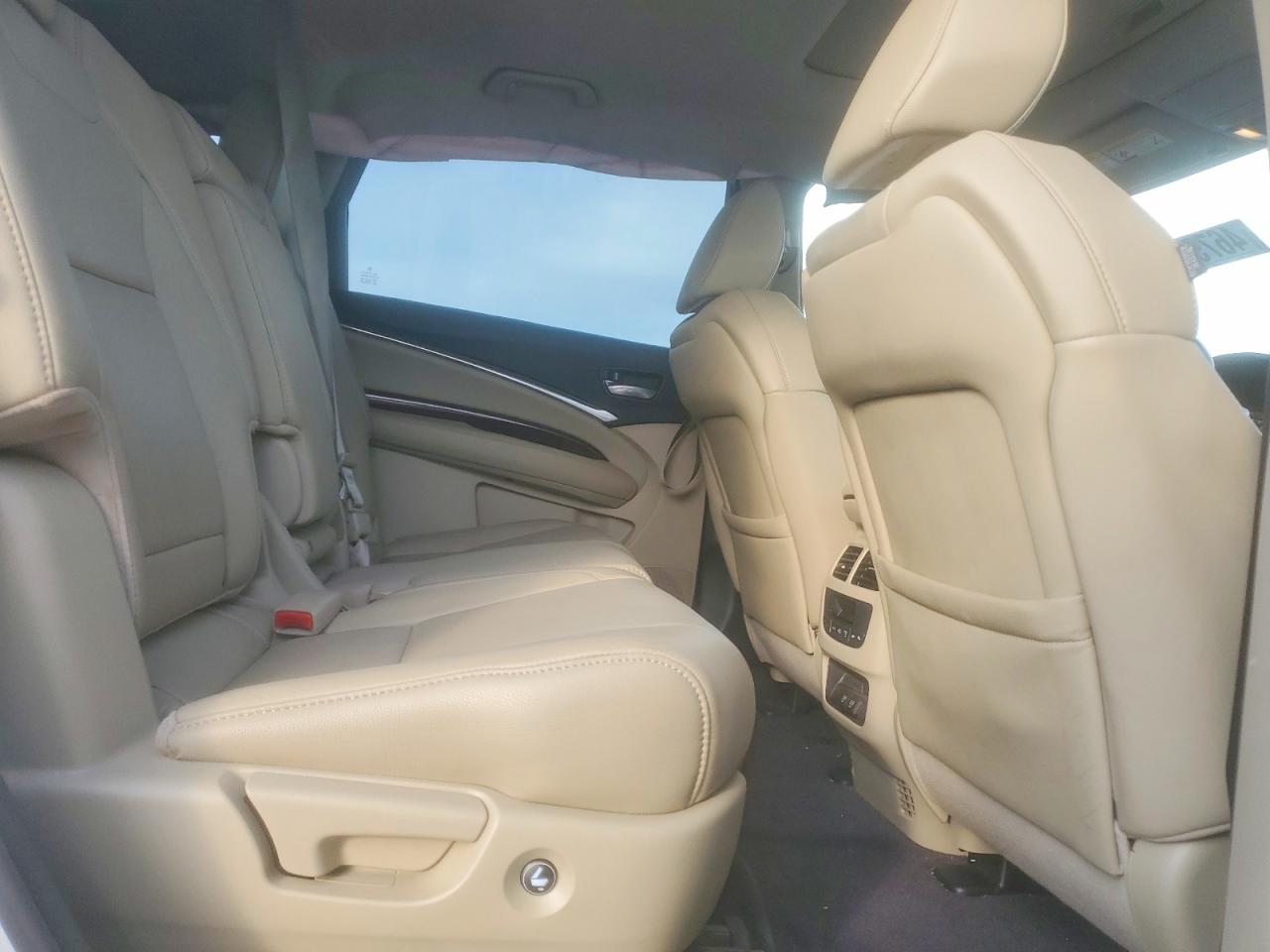 ACURA MDX 2017 — 12