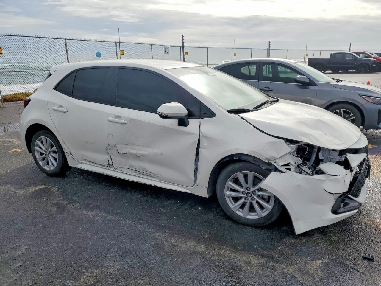 2024 TOYOTA COROLLA HATCHBACK SE