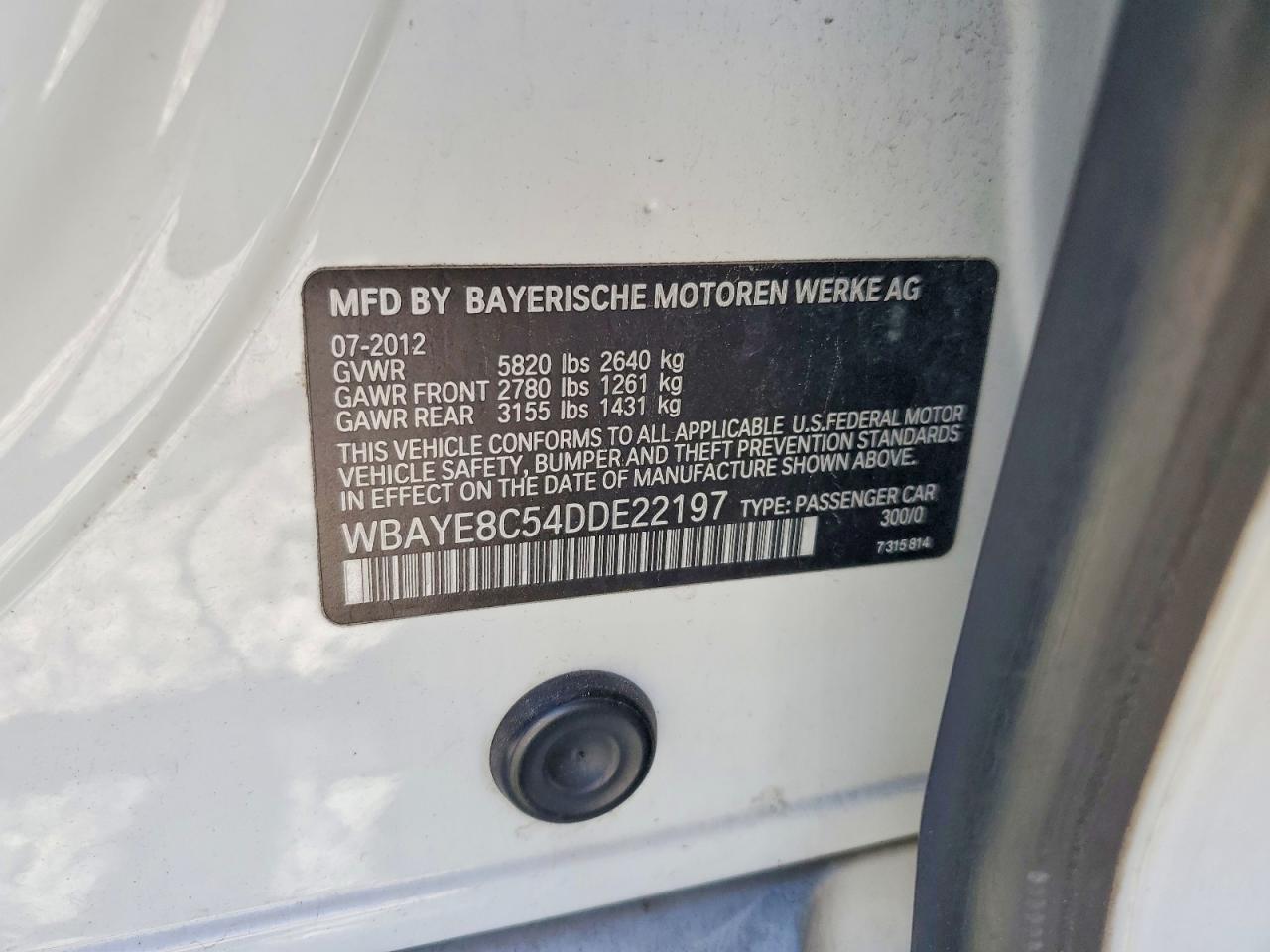 BMW 750 2013 — 13