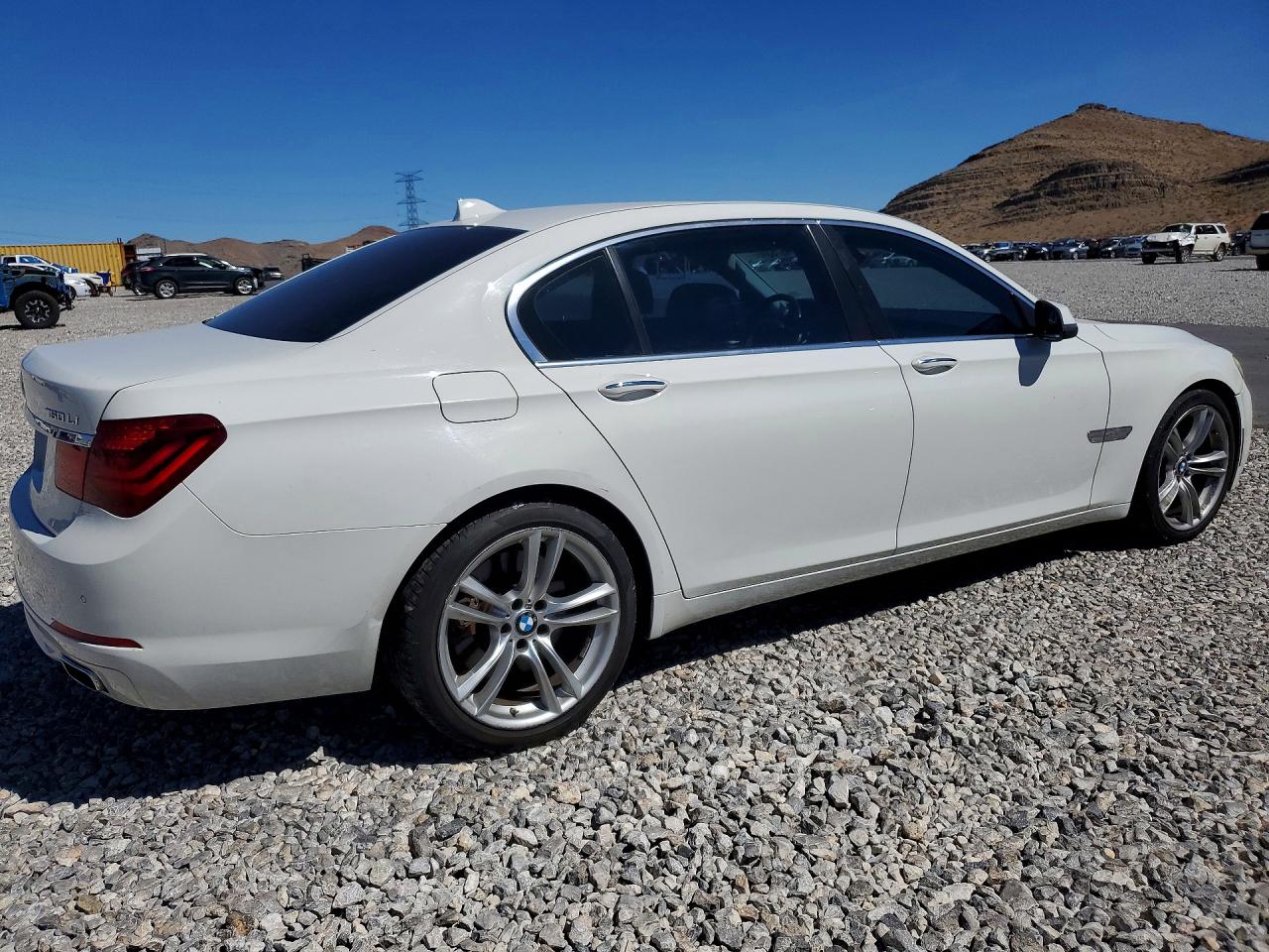 BMW 750 2013 — 4