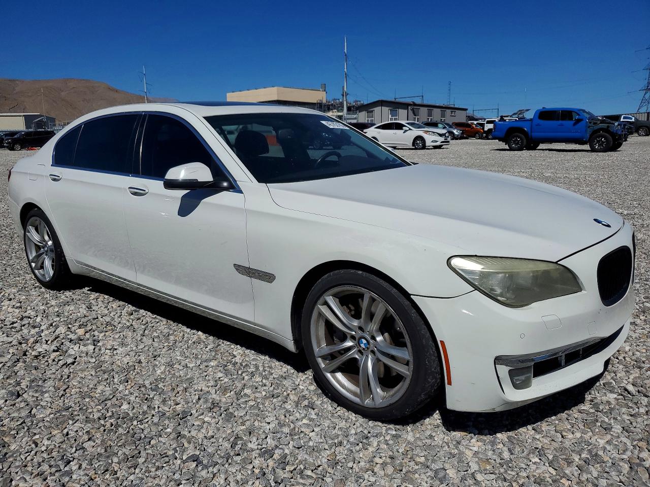 BMW 750 2013 — 5