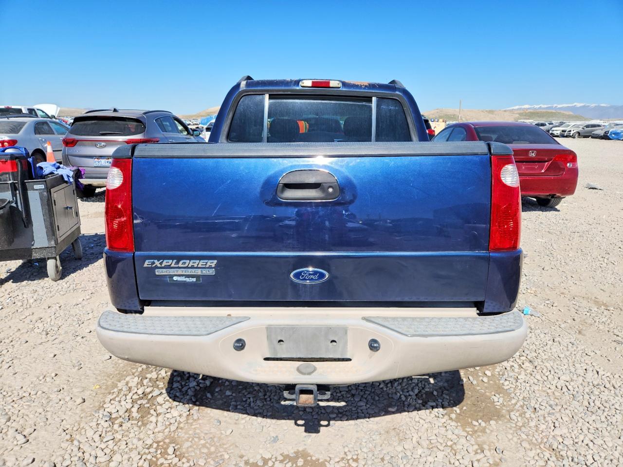 FORD EXPLORER SPORT TRAC 2003 — 7