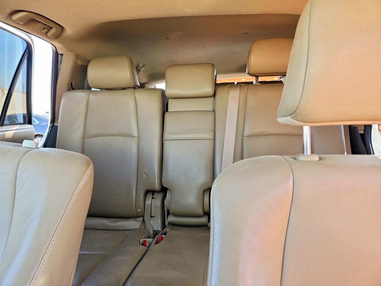 TOYOTA 4RUNNER 2013 — 11