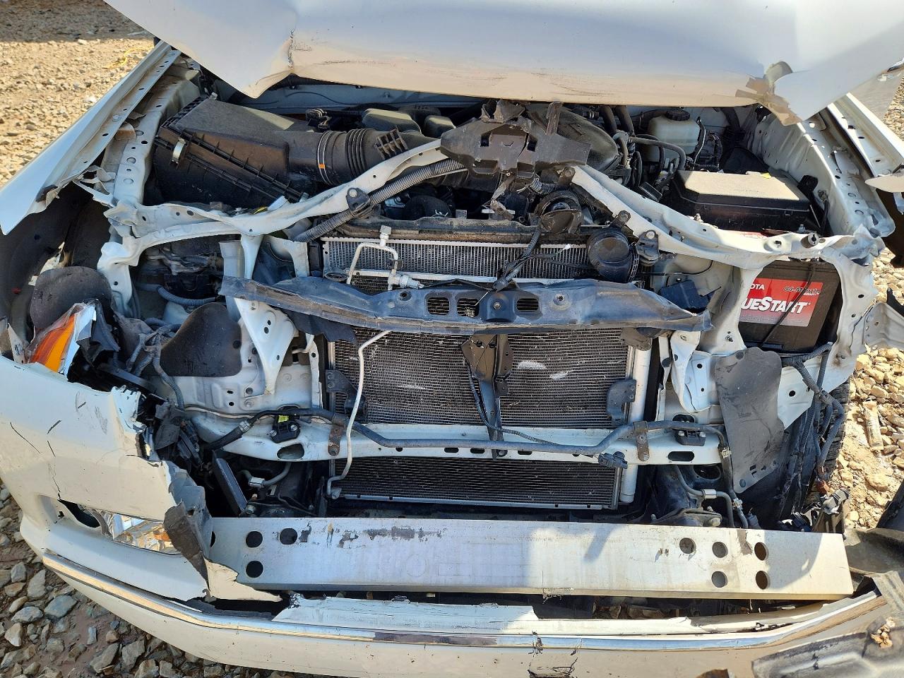 TOYOTA 4RUNNER 2013 — 13