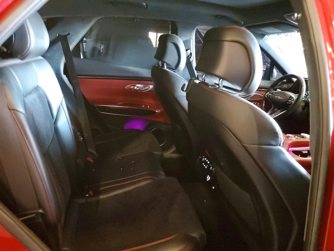 GENESIS GV70 2022 — 12