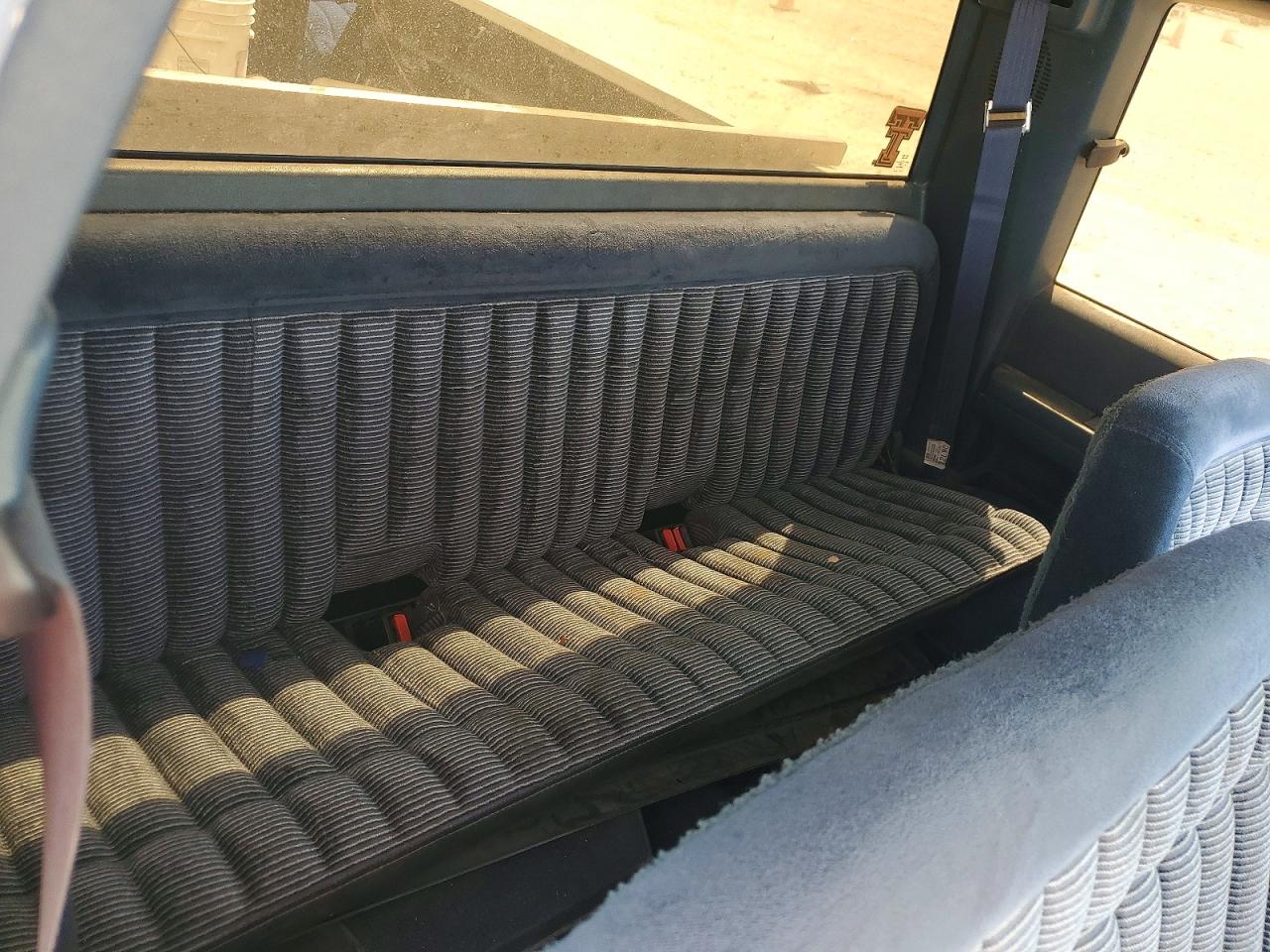 CHEVROLET GMT-400 1991 — 11
