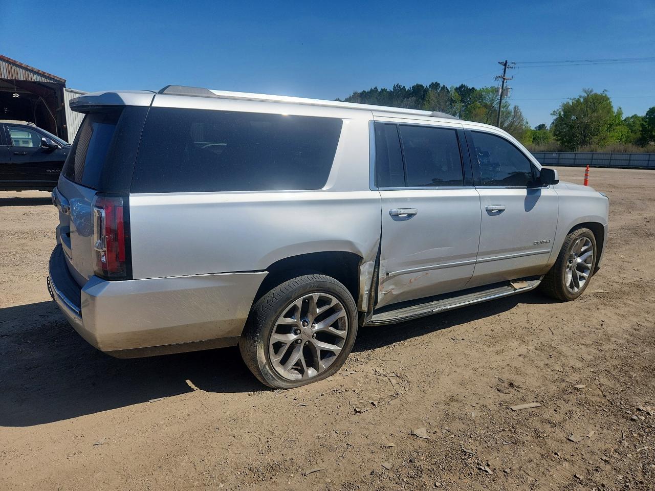 GMC YUKON XL 2020 — 4