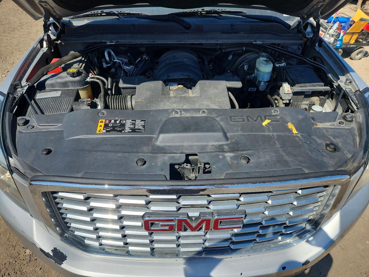 GMC YUKON XL 2020 — 13