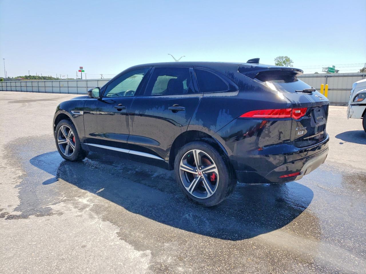 JAGUAR F-PACE 2020 — 3