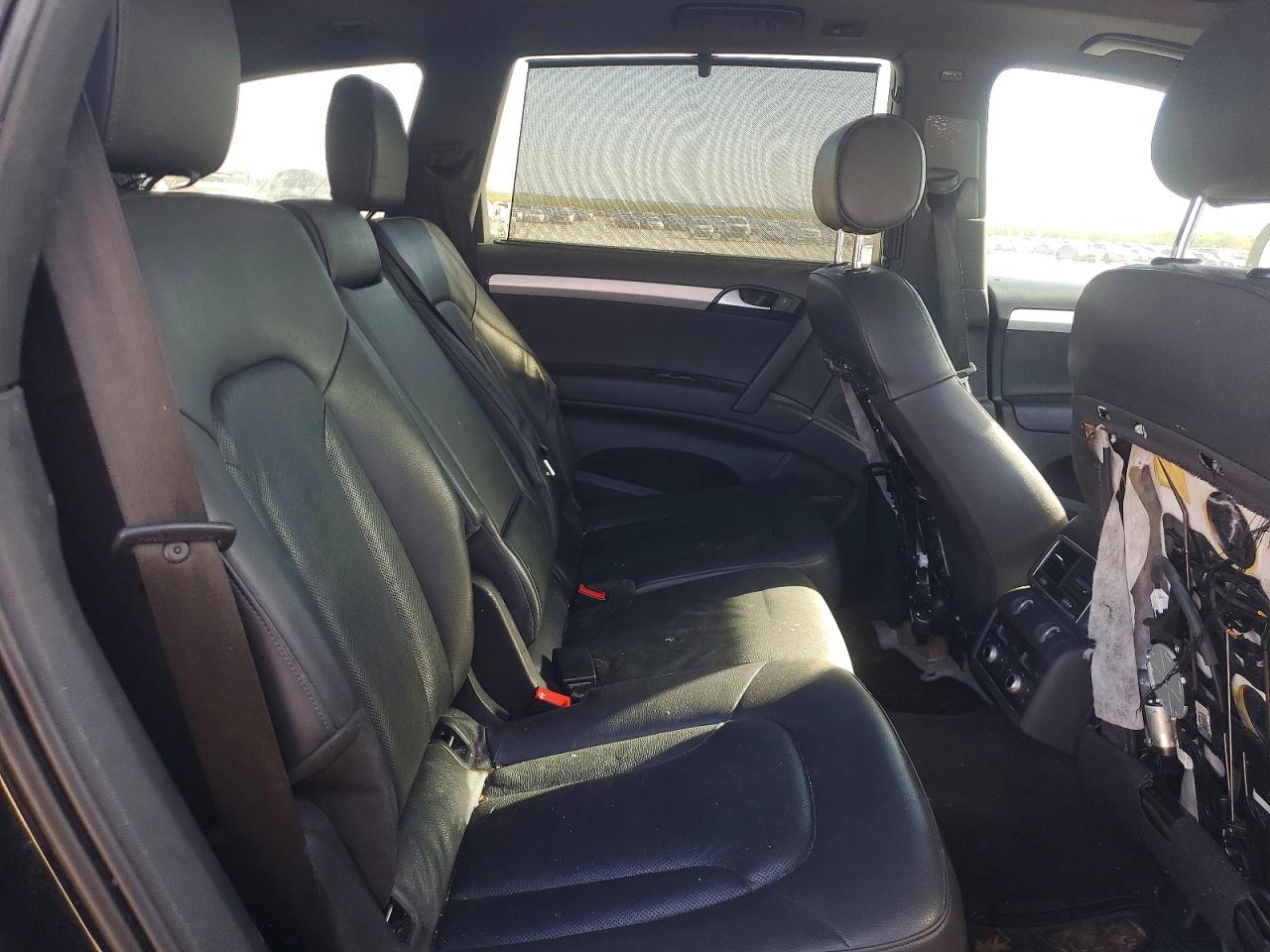 AUDI Q7 2015 — 11