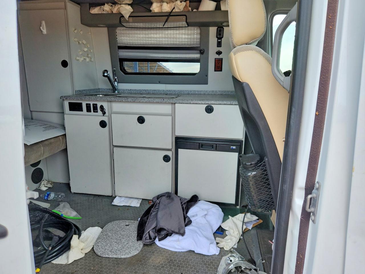 MERCEDES BENZ SPRINTER 2013 — 11