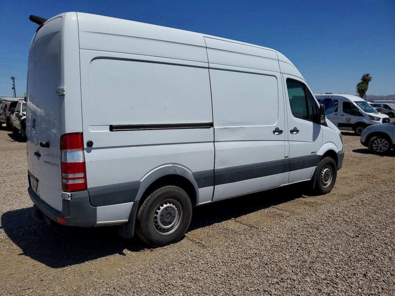MERCEDES BENZ SPRINTER 2015 — 4