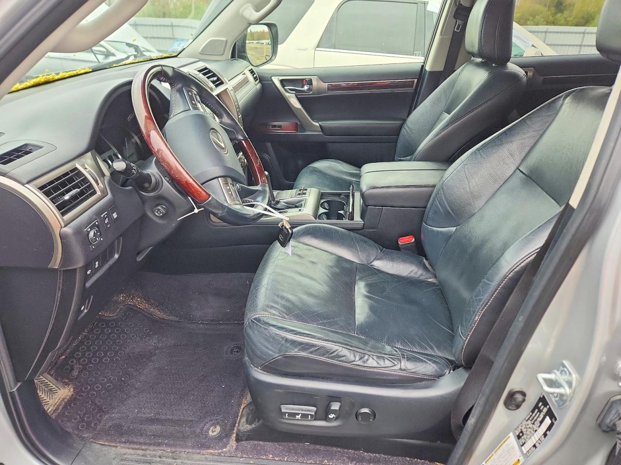LEXUS GX 2015 — 8