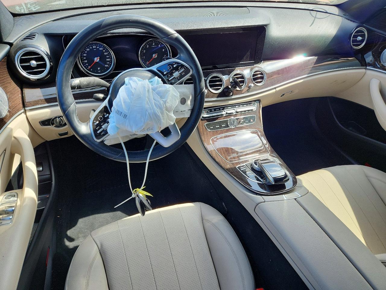 MERCEDES-BENZ E 2019 — 9