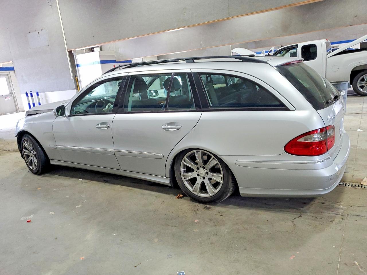 MERCEDES-BENZ E 2009 — 3