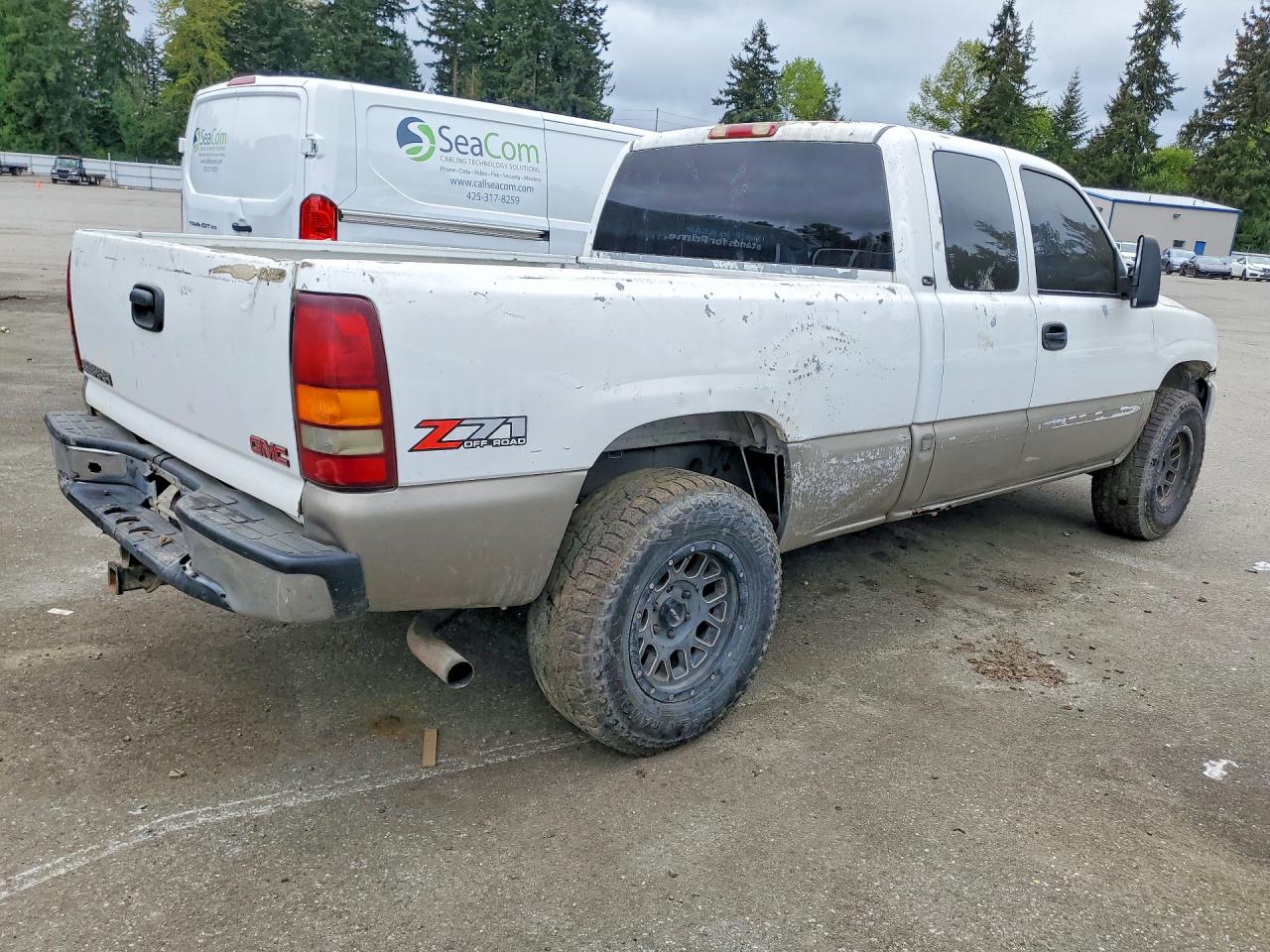 GMC NEW SIERRA 2002 — 4