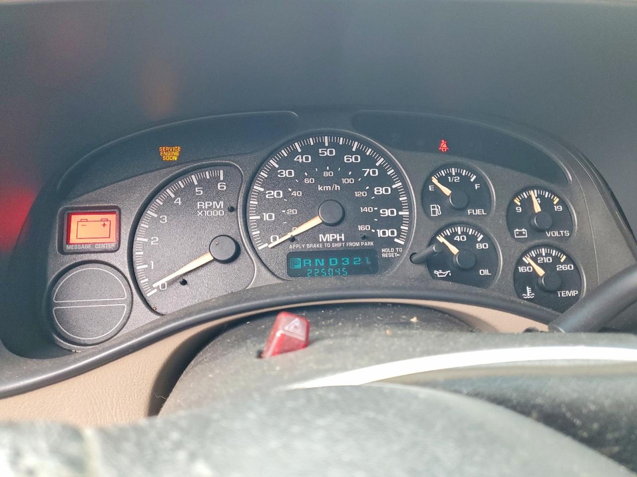 GMC NEW SIERRA 2002 — 10