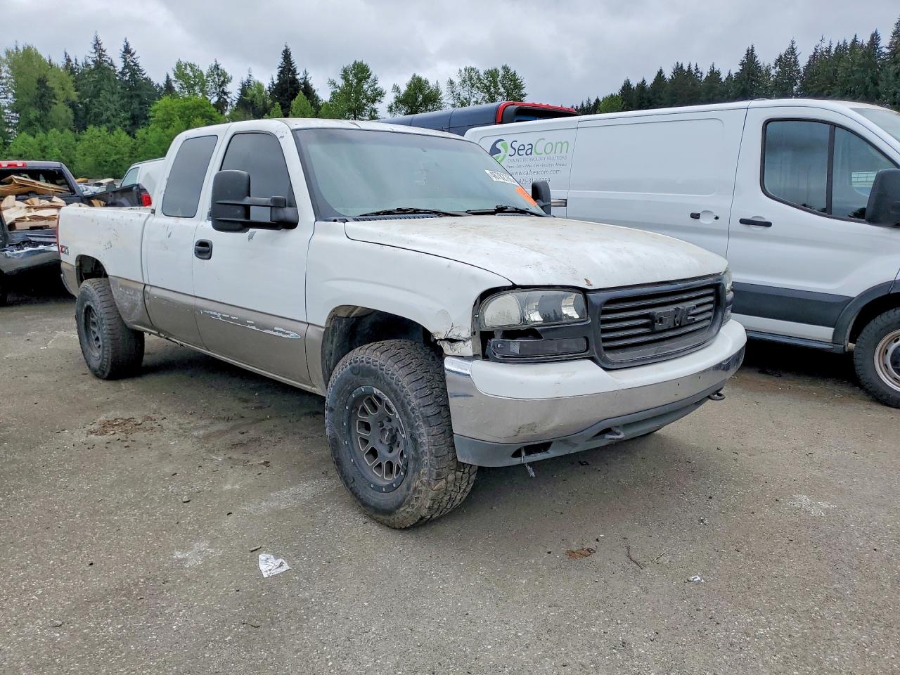 GMC NEW SIERRA 2002 — 5