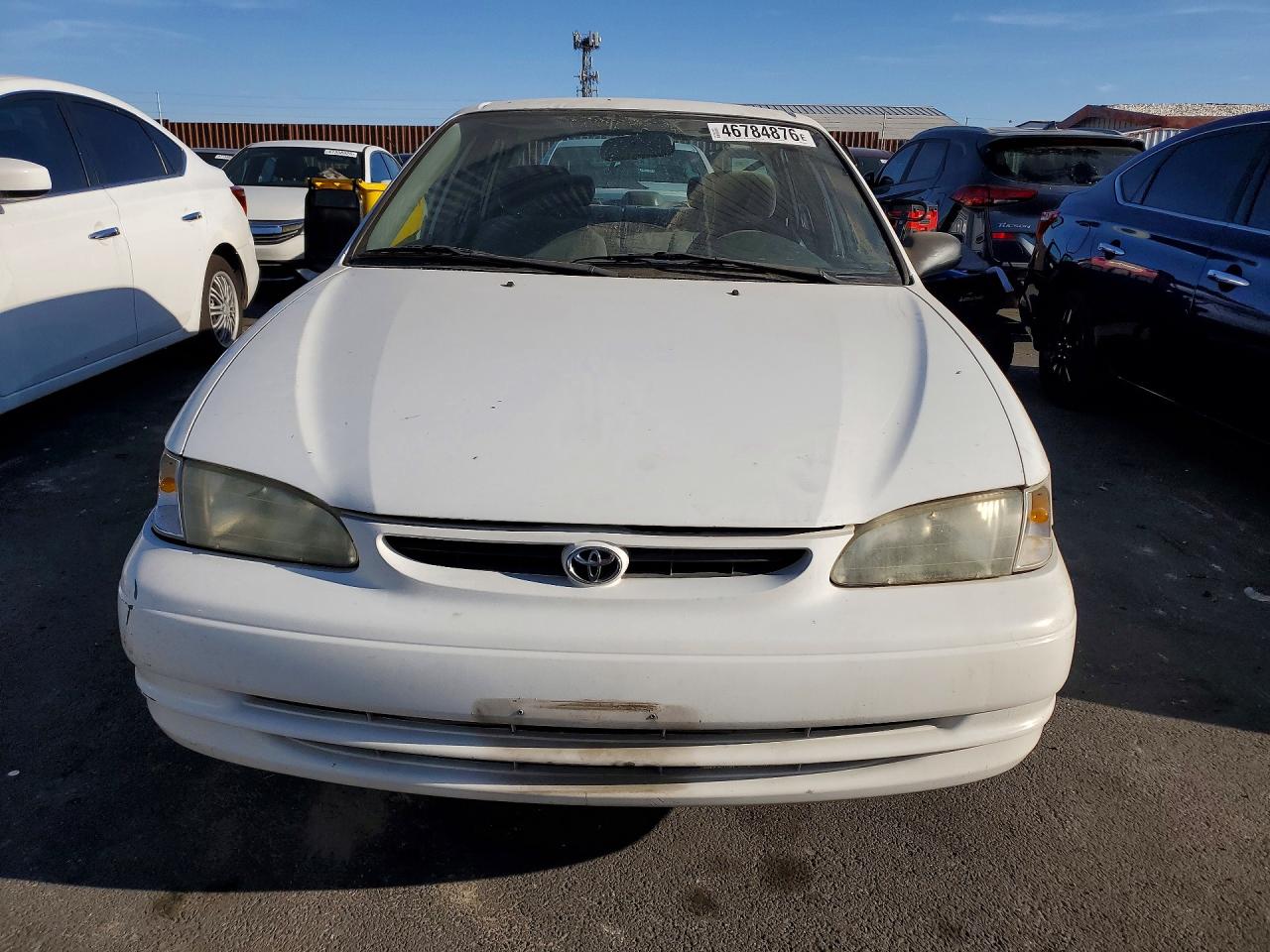 TOYOTA COROLLA 2000 — 6