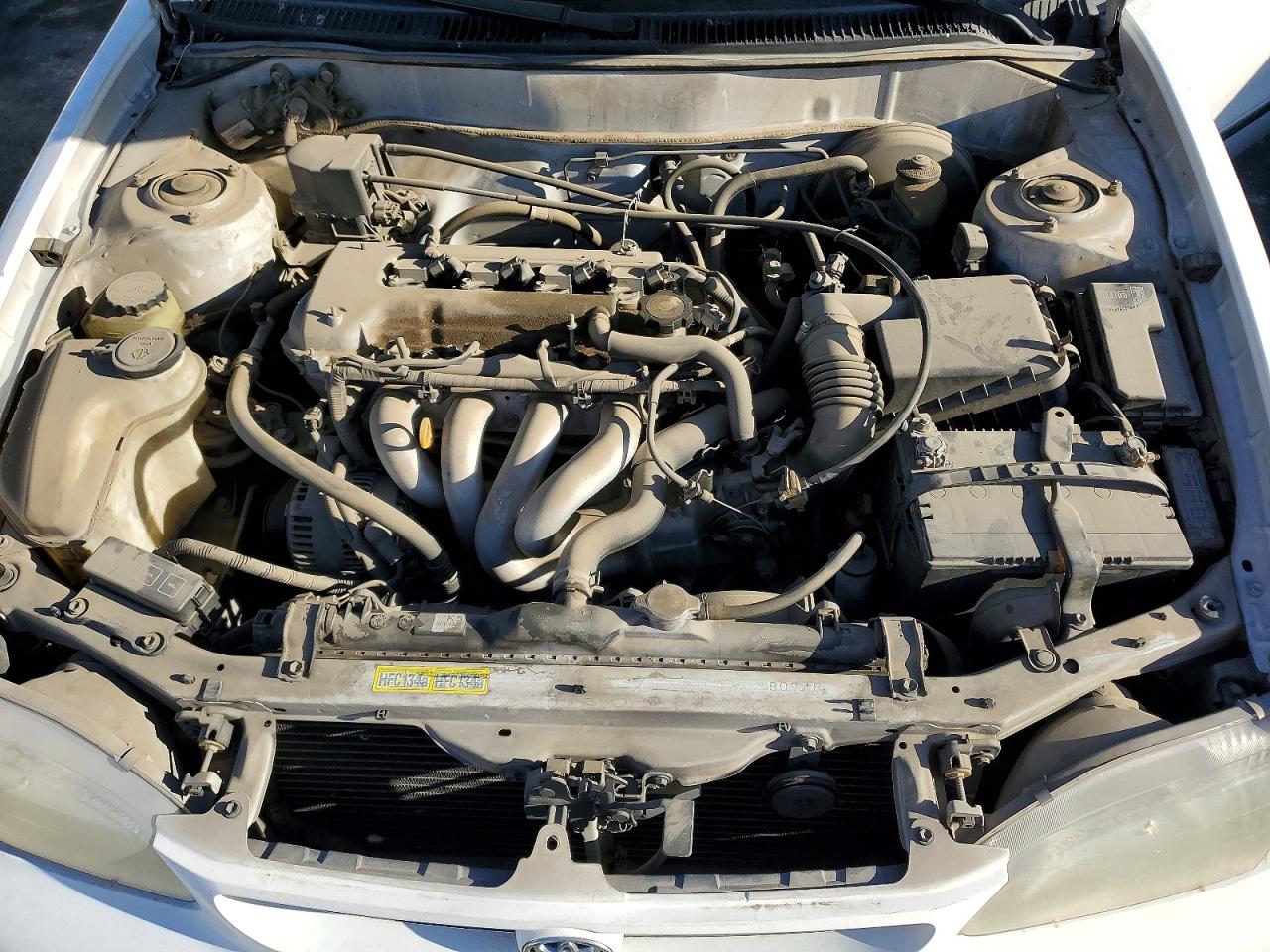 TOYOTA COROLLA 2000 — 12