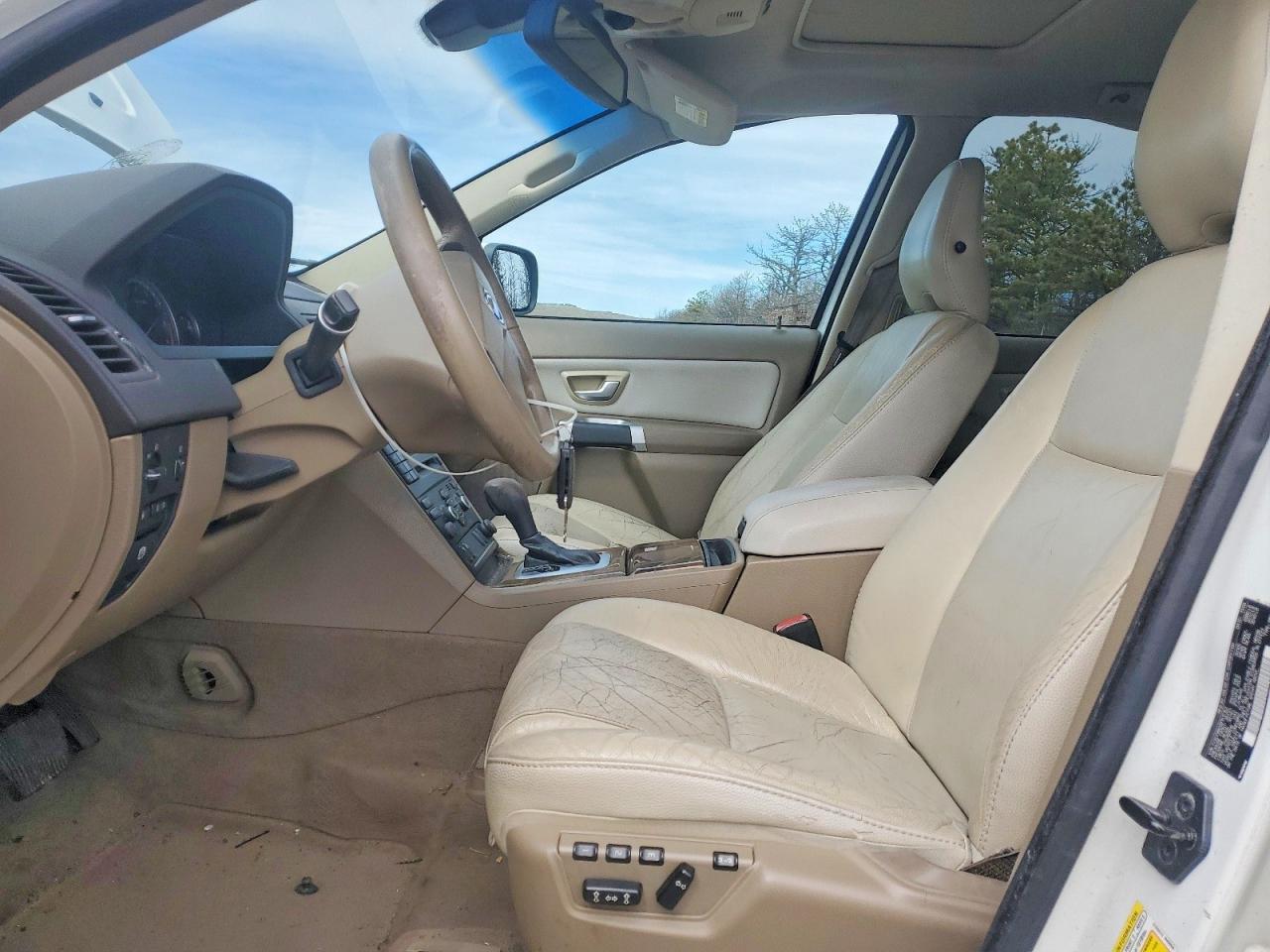 VOLVO XC90 2009 — 8
