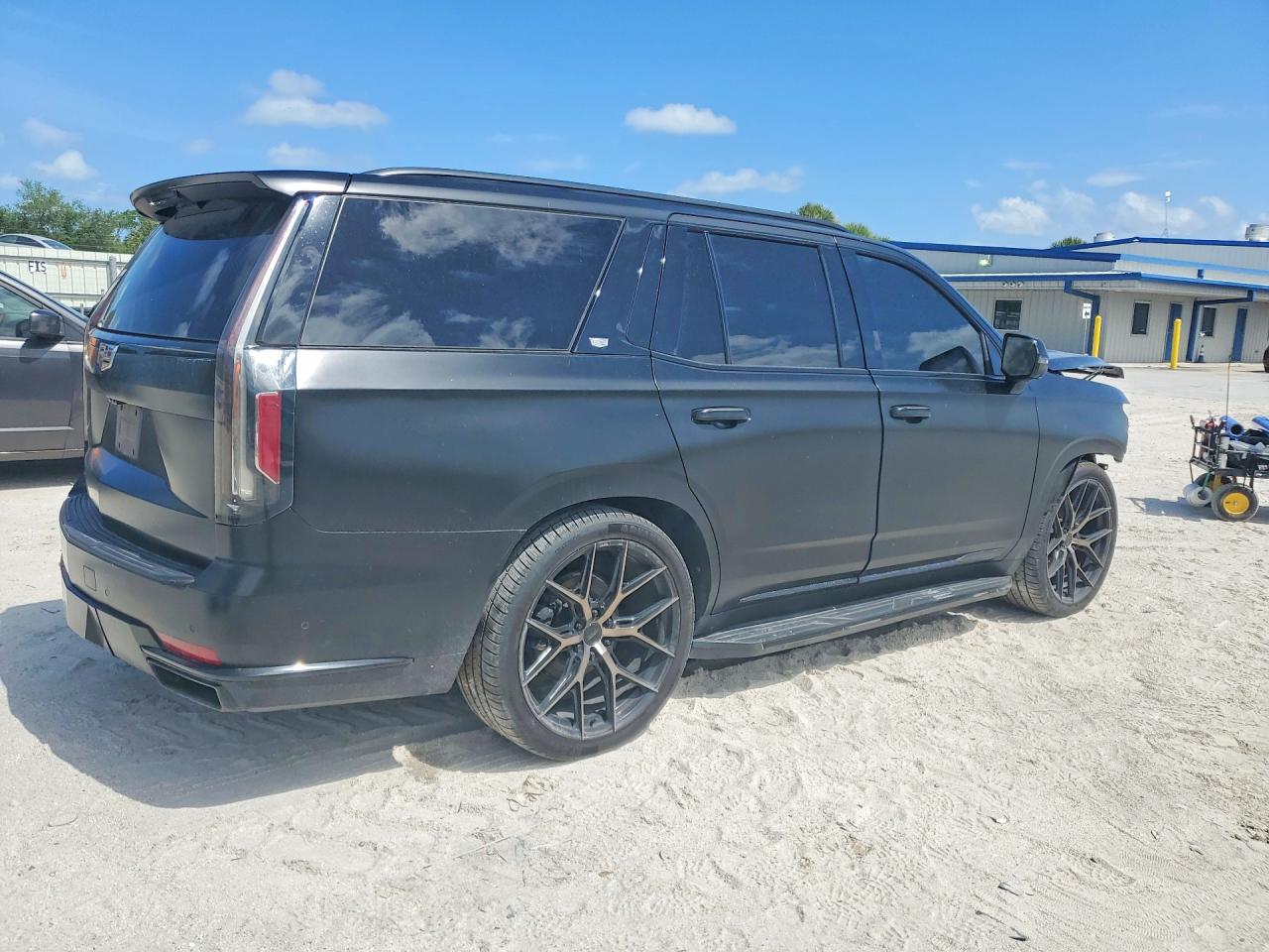 CADILLAC ESCALADE 2021 — 4