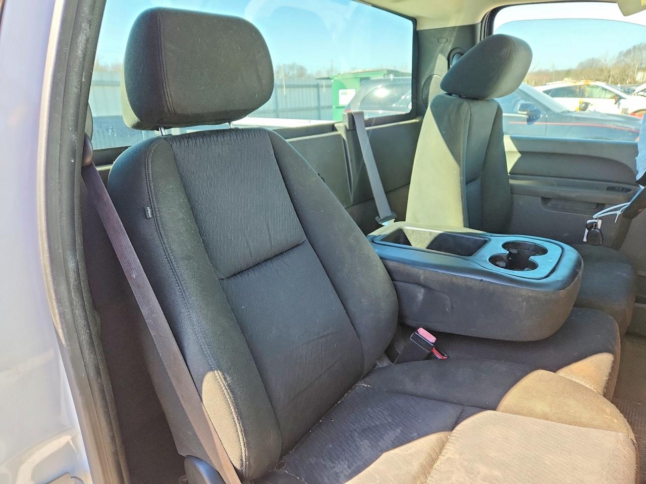 GMC SIERRA 2010 — 11