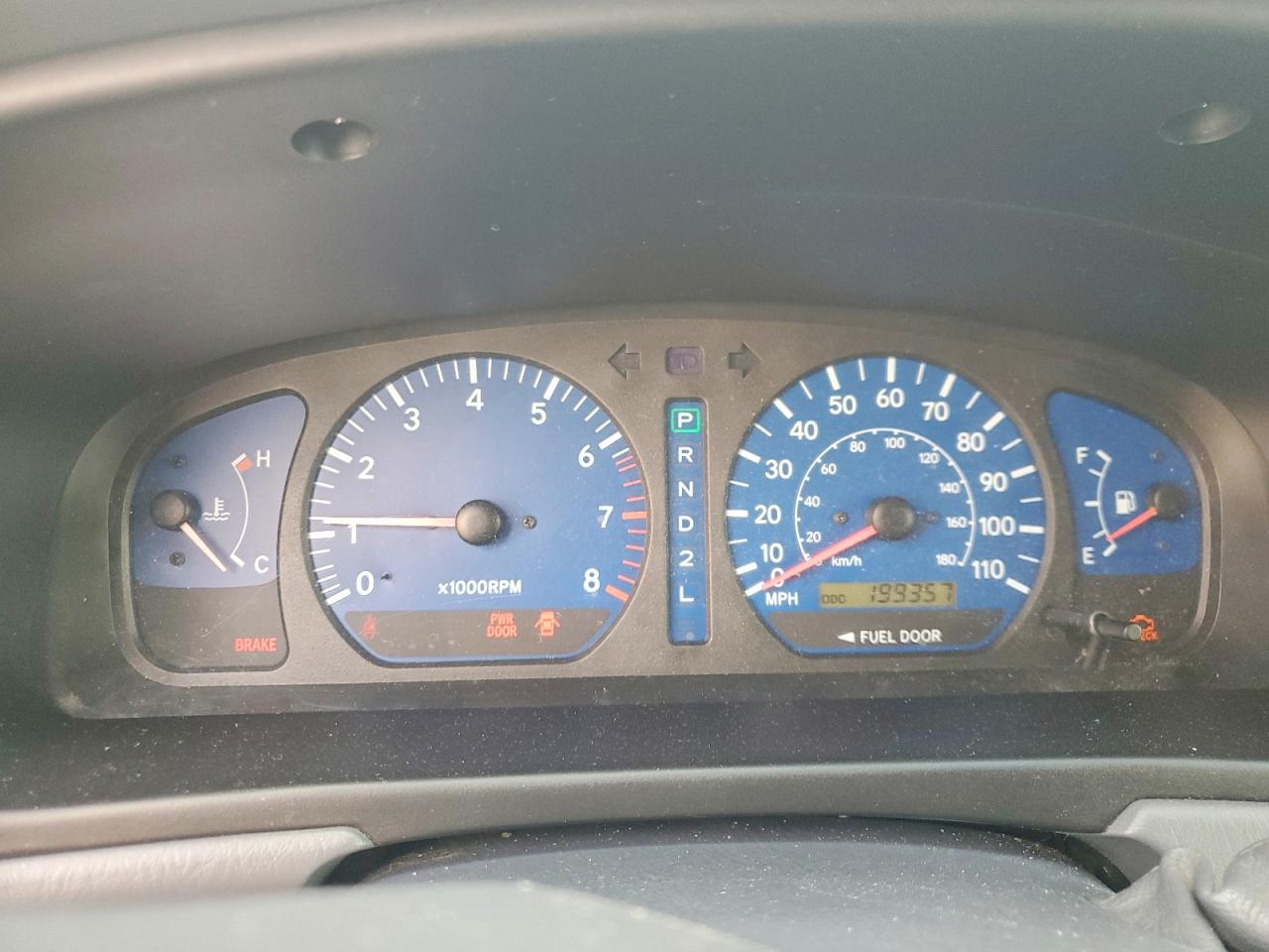 TOYOTA SIENNA 2001 — 10