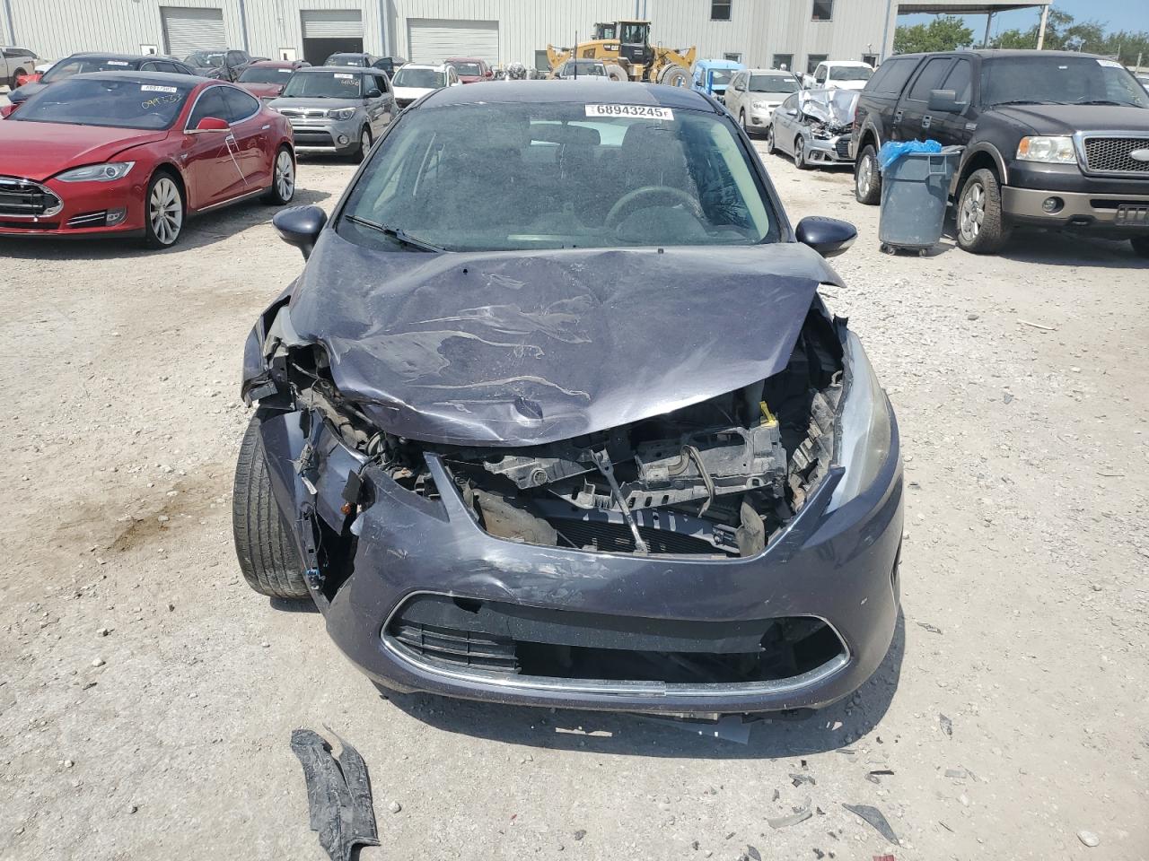 FORD FIESTA SE 2013 — 6