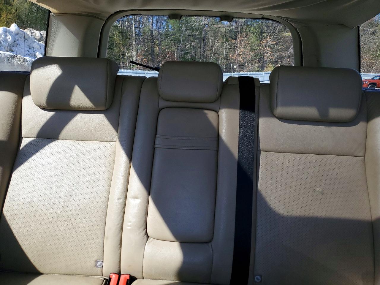 LAND ROVER LR2 2009 — 11