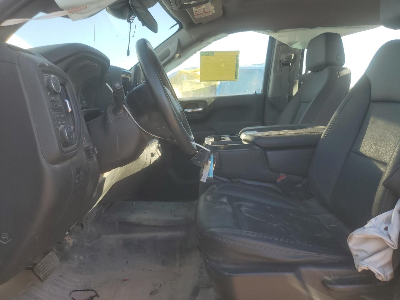 CHEVROLET SILVERADO 2025 — 8