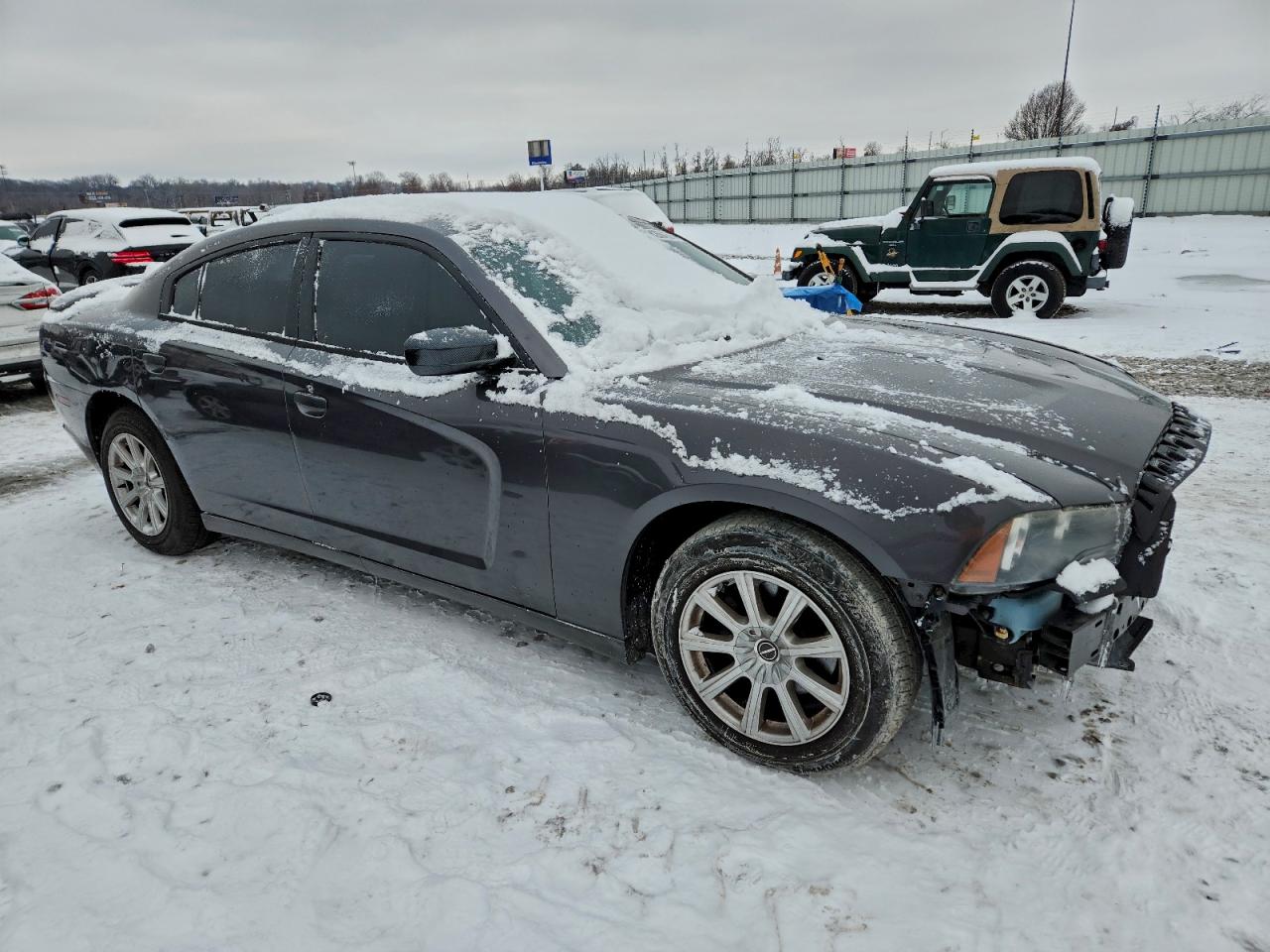 2013 DODGE CHARGER SE