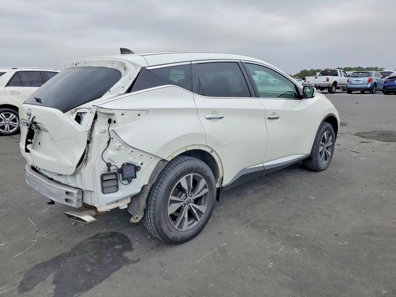 NISSAN MURANO 2023 — 4