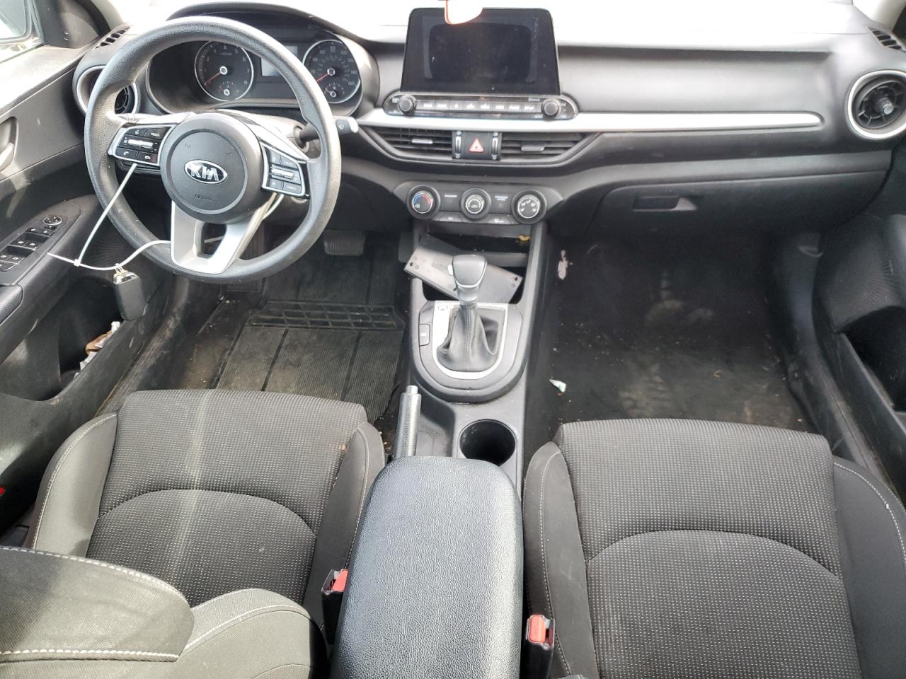 KIA FORTE 2021 — 9