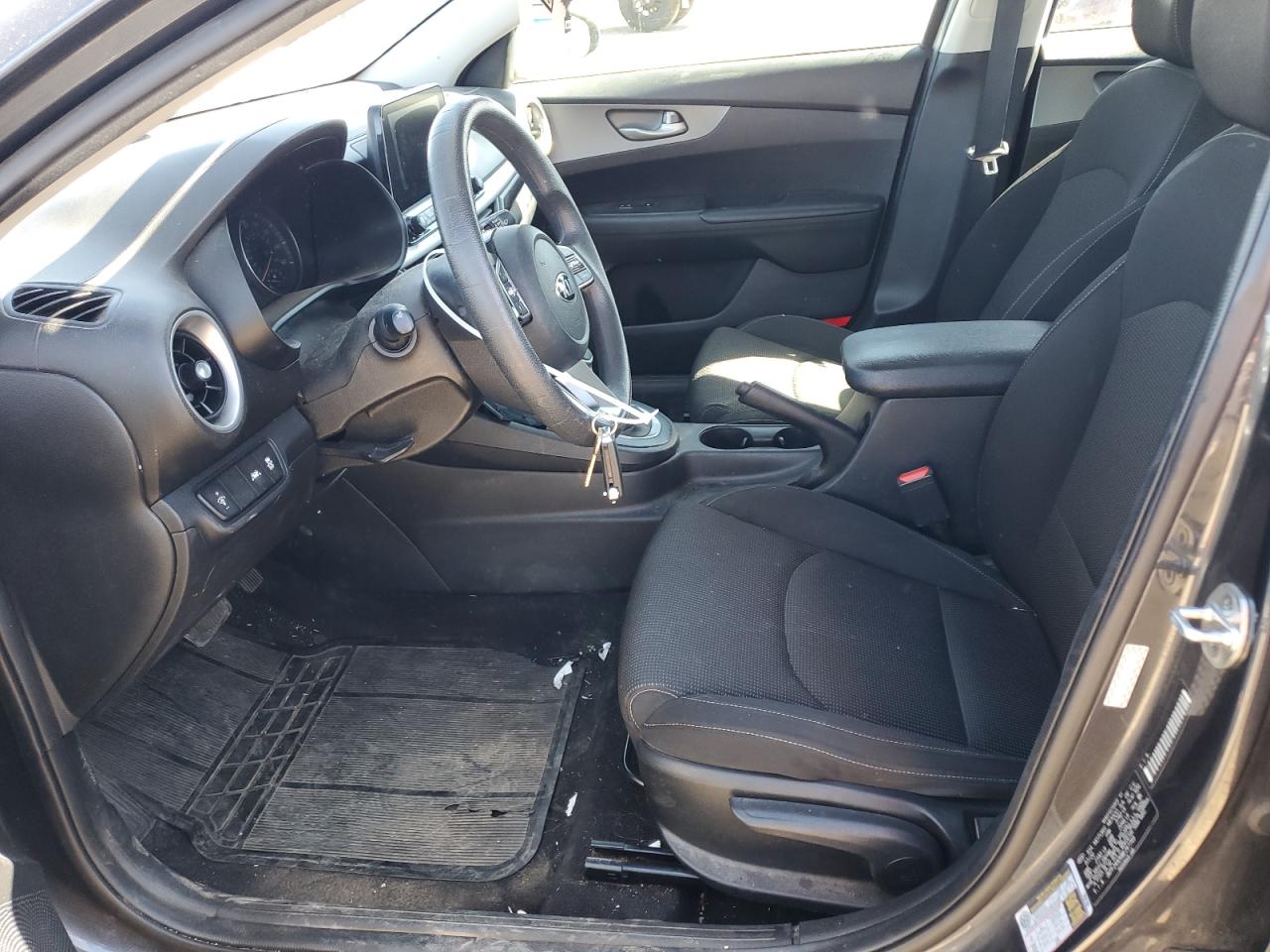 KIA FORTE 2021 — 8