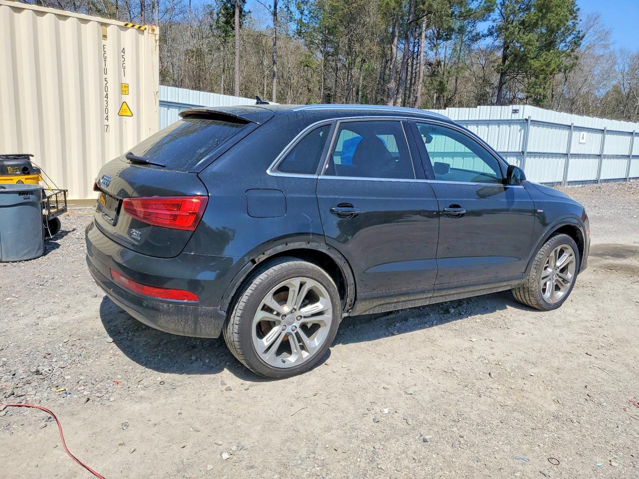 AUDI Q3 2018 — 4